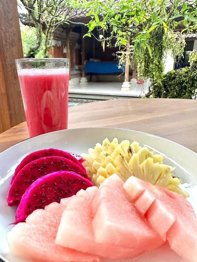 Umah Arya Homestay & Spa Ґіаньяр Екстер'єр фото